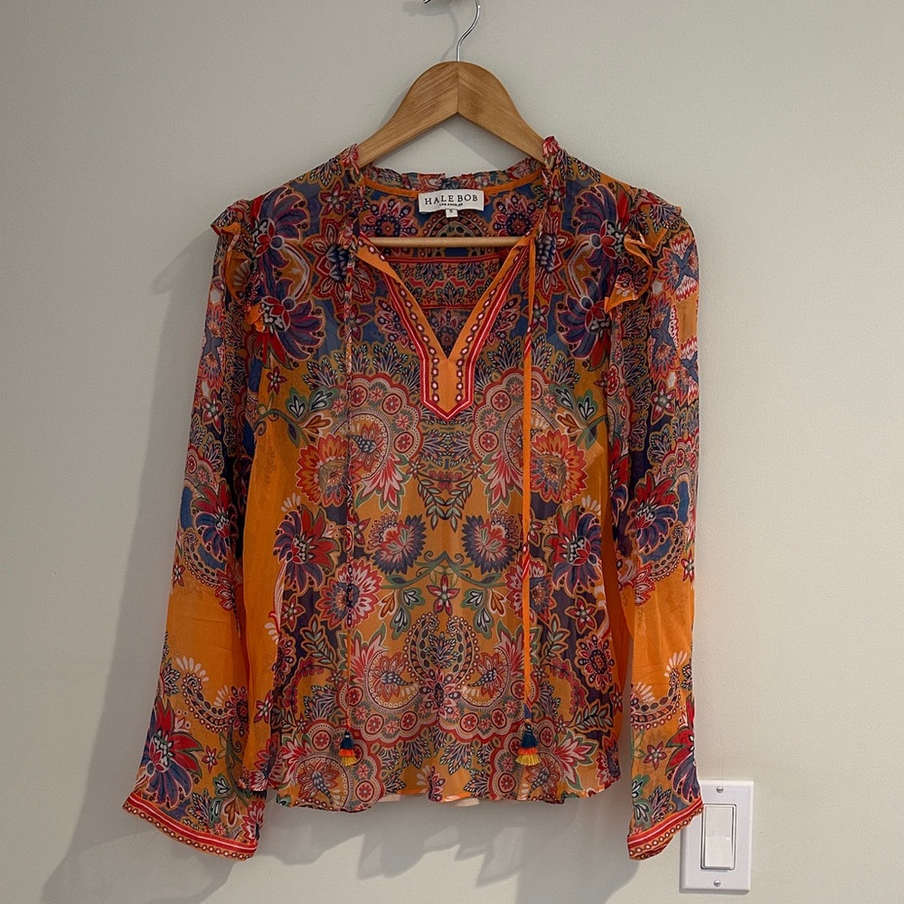 NWOT Hale Bob Vibrant Orange and Blue Floral Blouse w/ tan cami.